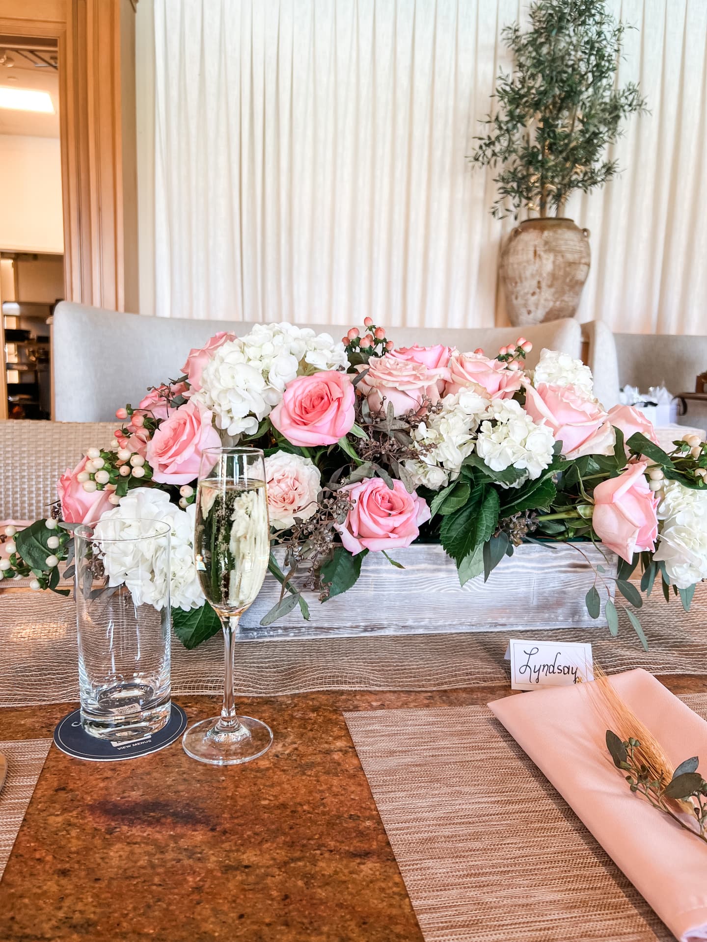 Garden box centerpiece in blush and cream
