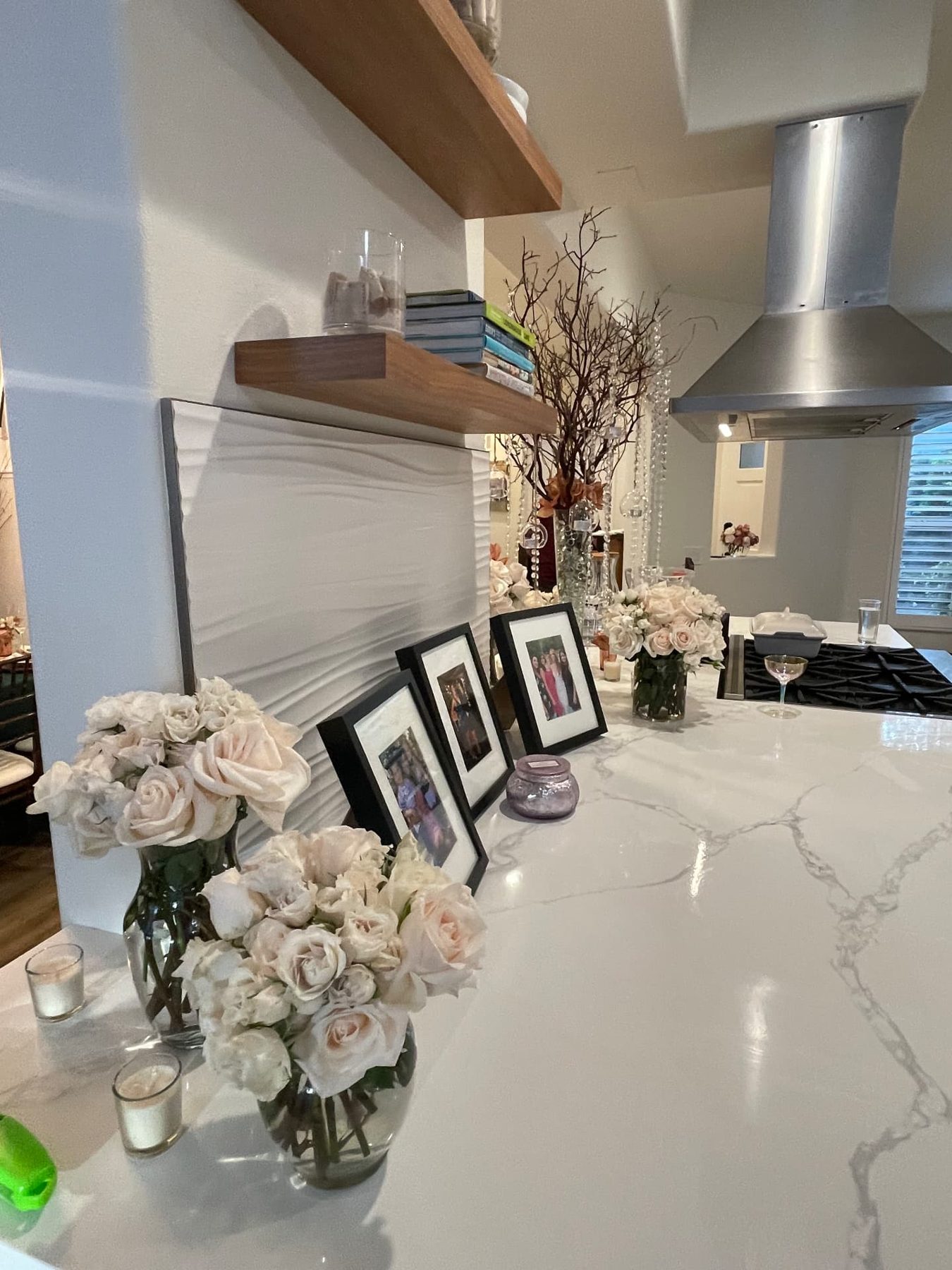 White rose bouquets on the counter
