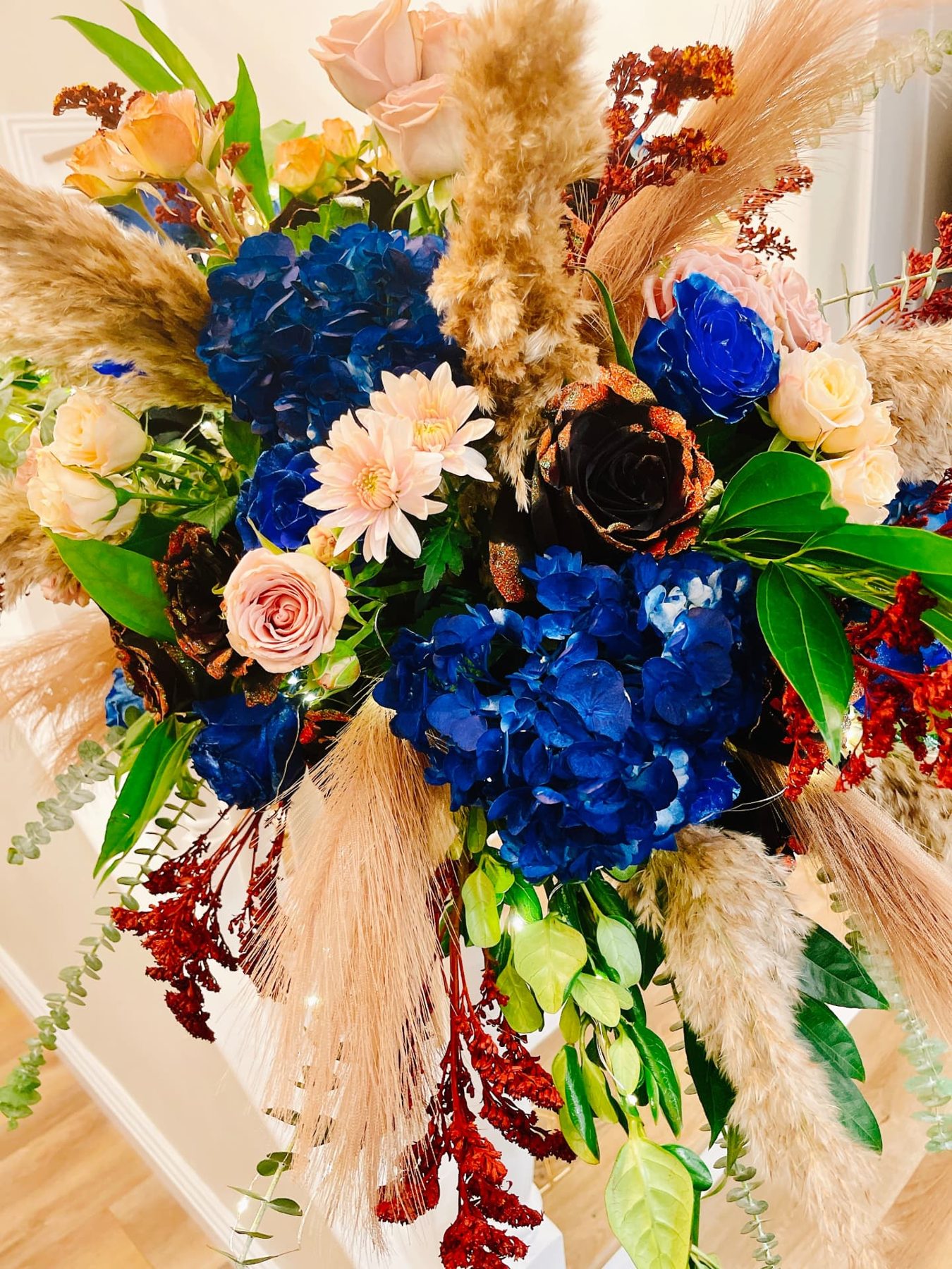 Statement navy and copper arrangement